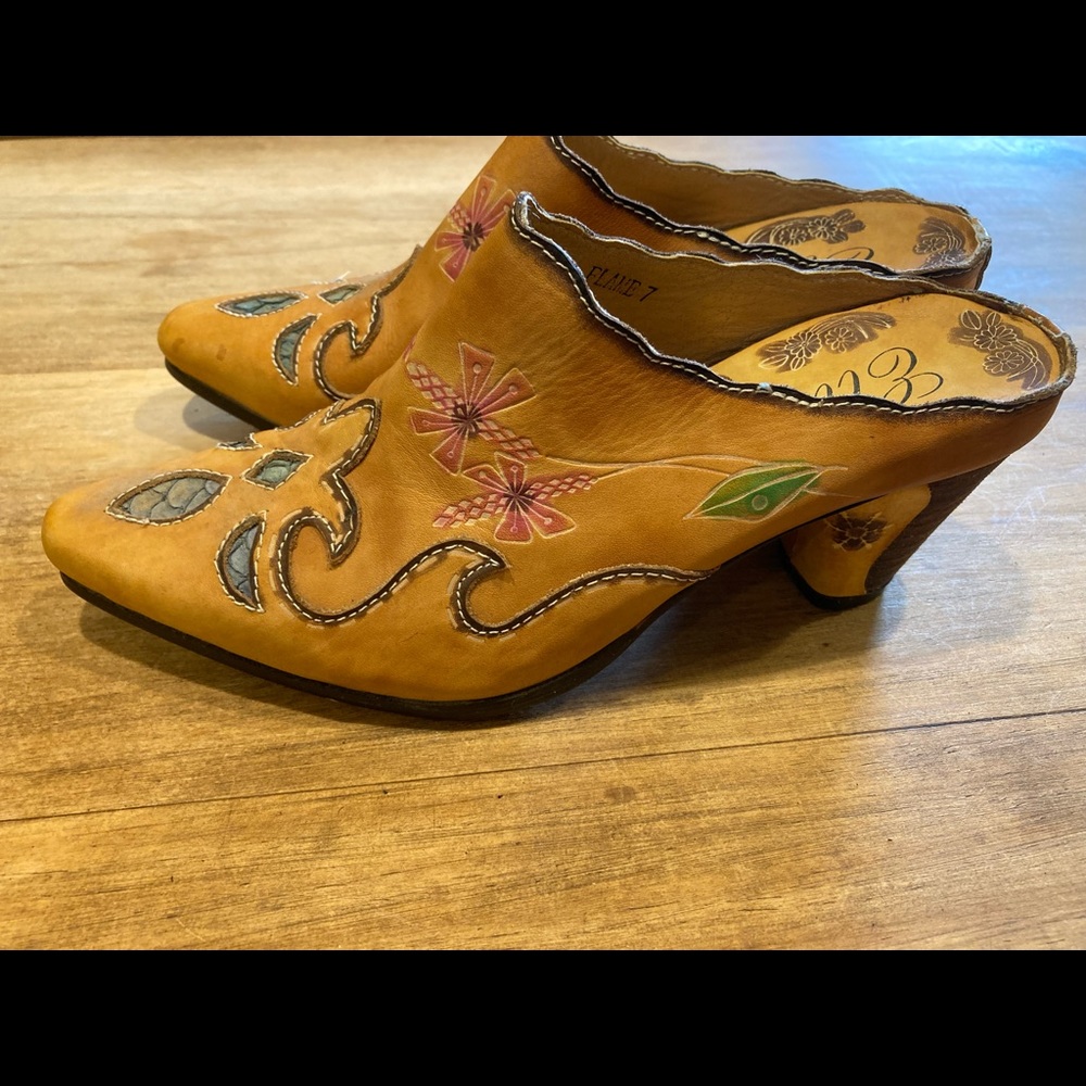 Corkys western boot slides very good shape